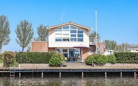 Watervilla Workum